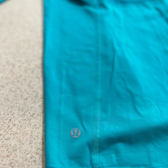 LULULEMON half zip - Picture 4 of 5